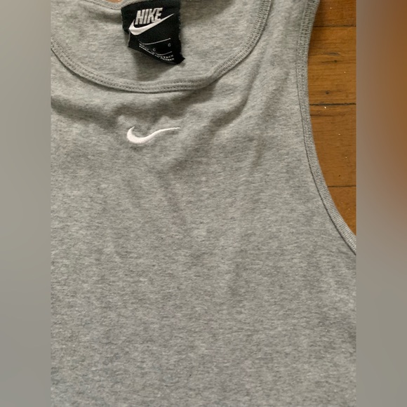 Women’s Nike Logo Tank Top - Picture 3 of 13